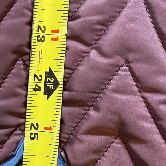 ARIAT ashley Insulated Wine/equestrian Print Vest L EUC - Picture 5 of 9